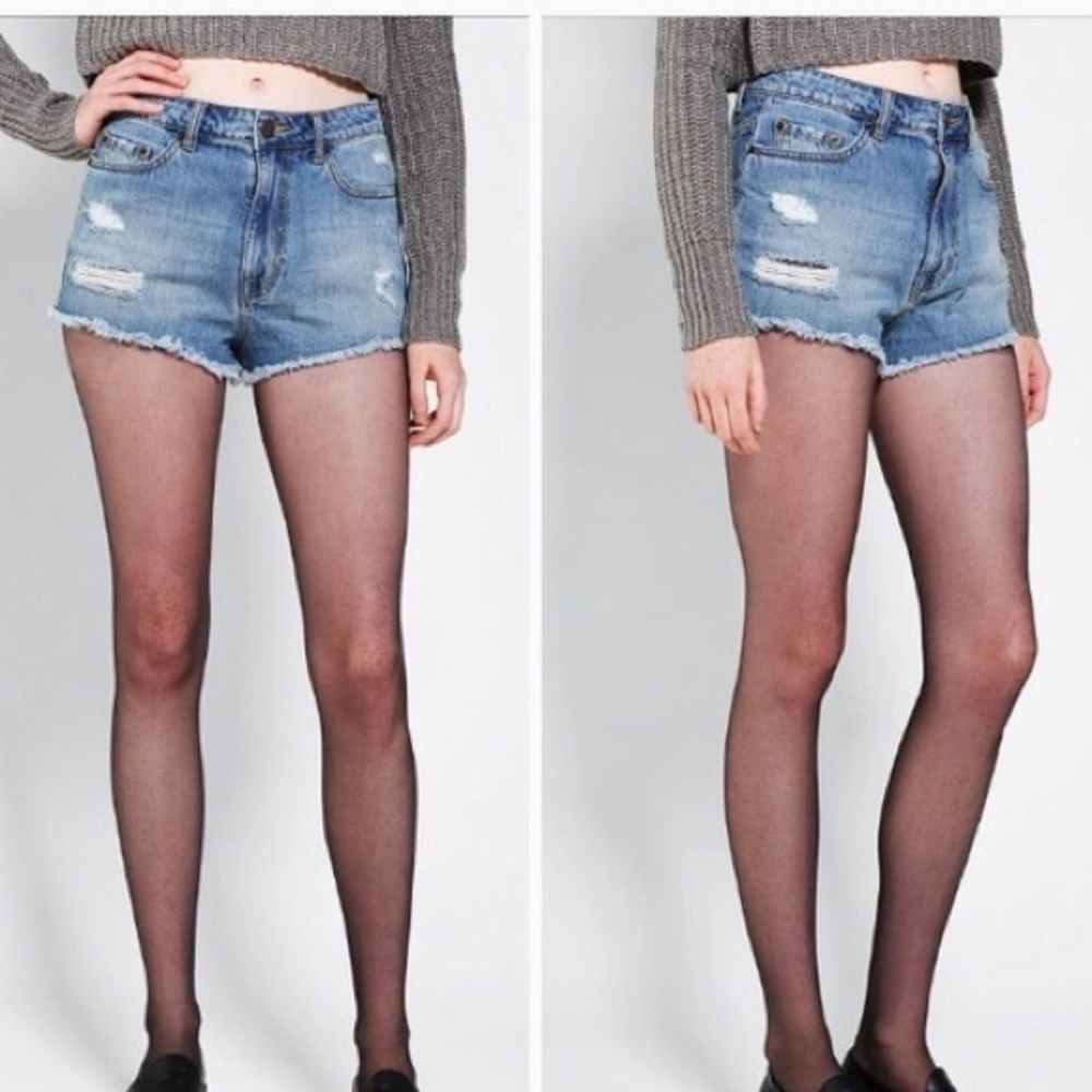 BDG Urban Outfitters High Rose Cheeky Shorts 28
